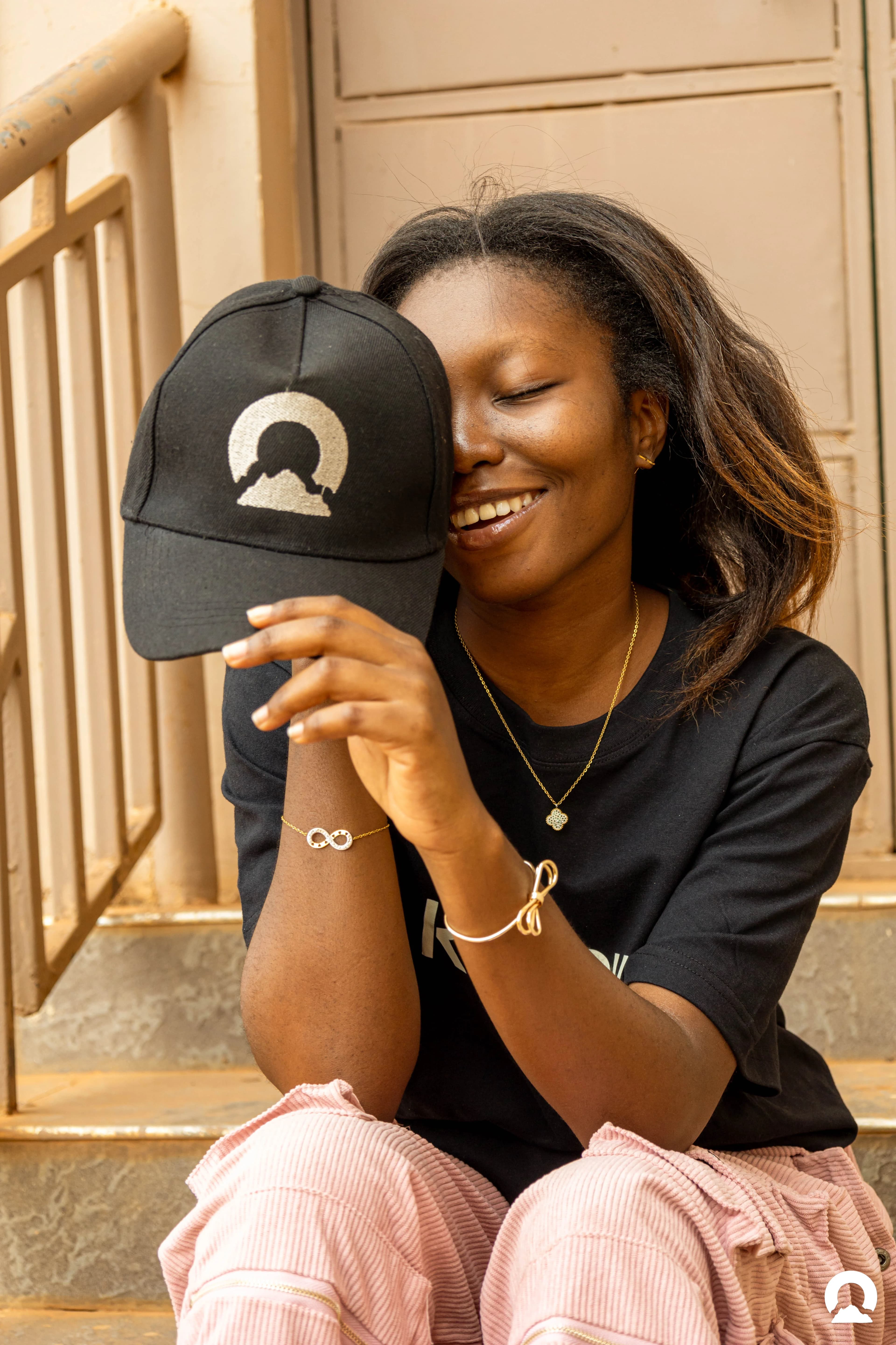 Encounter Signature Cap