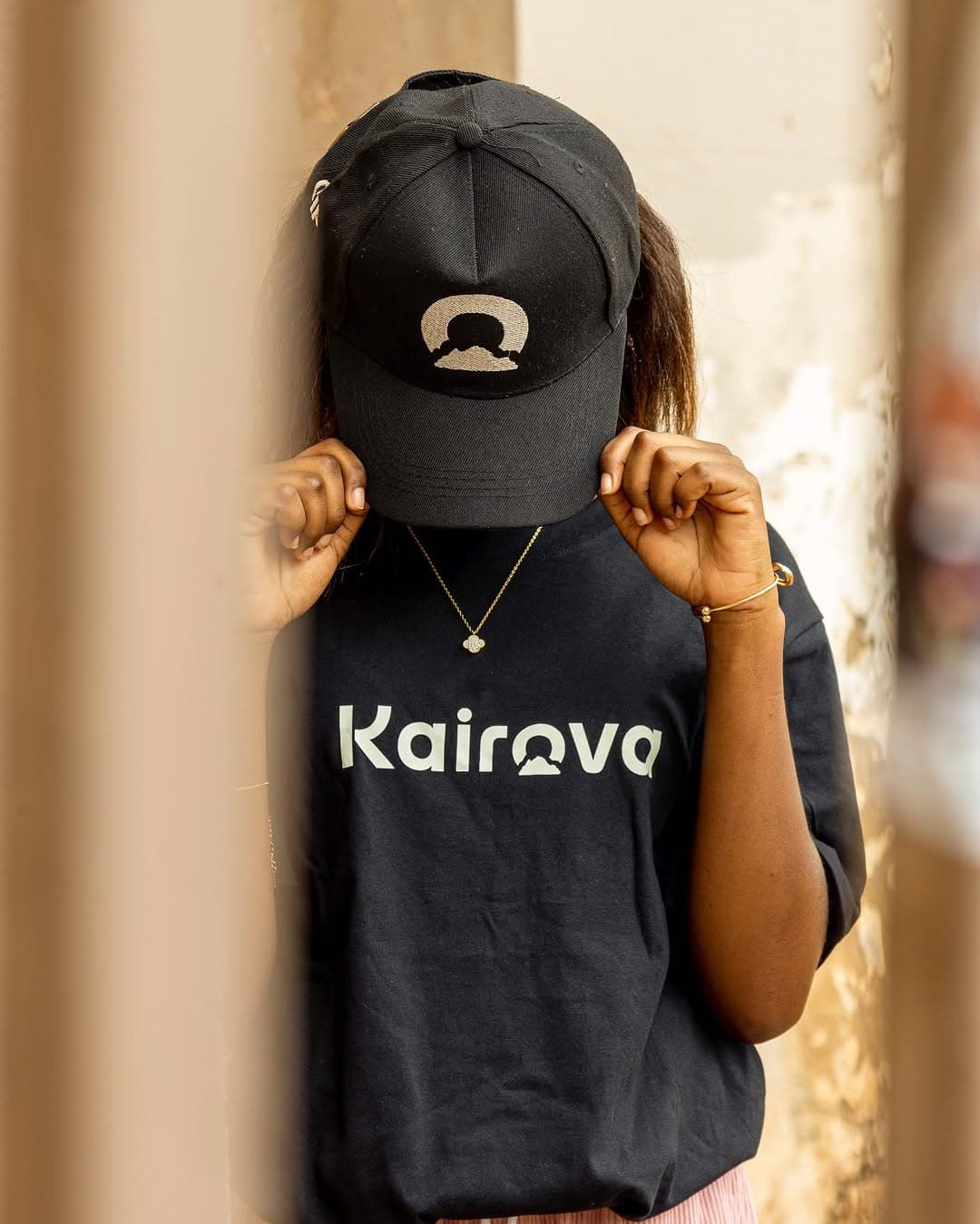 KAIROVA cap — arch logo embroidery