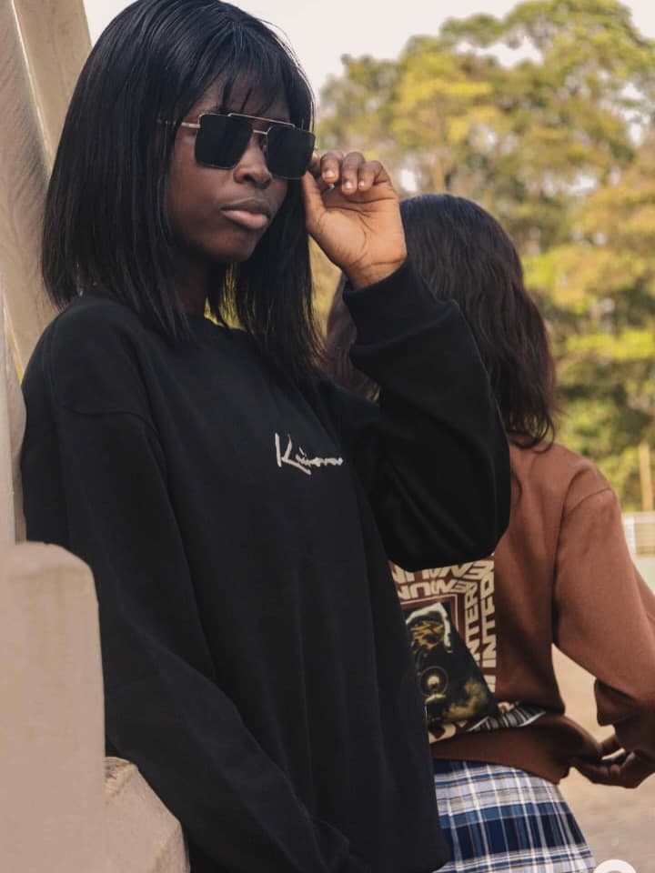 Script Sweatshirt alternate